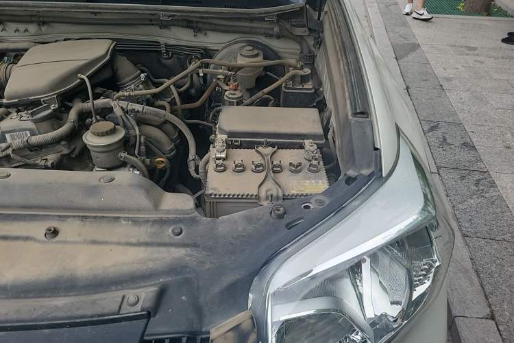 Used Toyota Prado 2016 2.7L Automatic Standard Edition Engine Bay Left