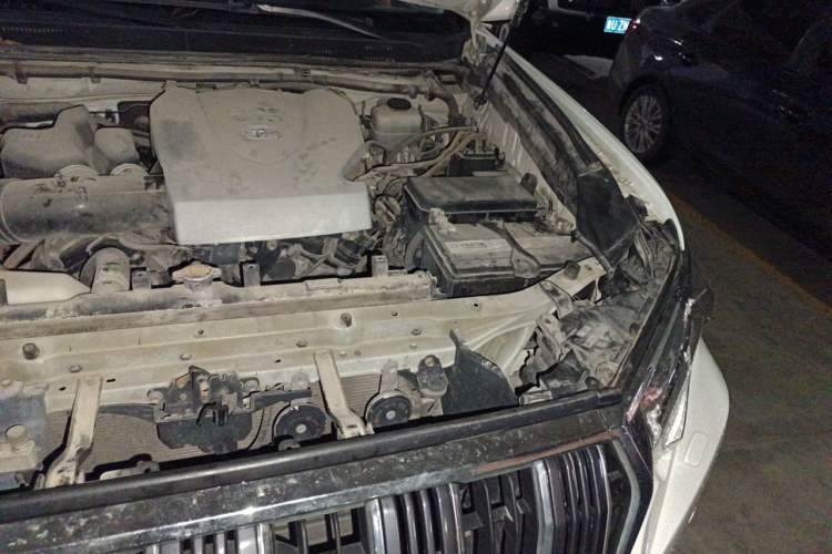 Used Toyota Prado 2016 3.5L Automatic TX-L Engine Bay Left