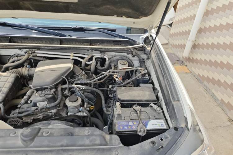 Used Toyota Prado  Engine Bay Left