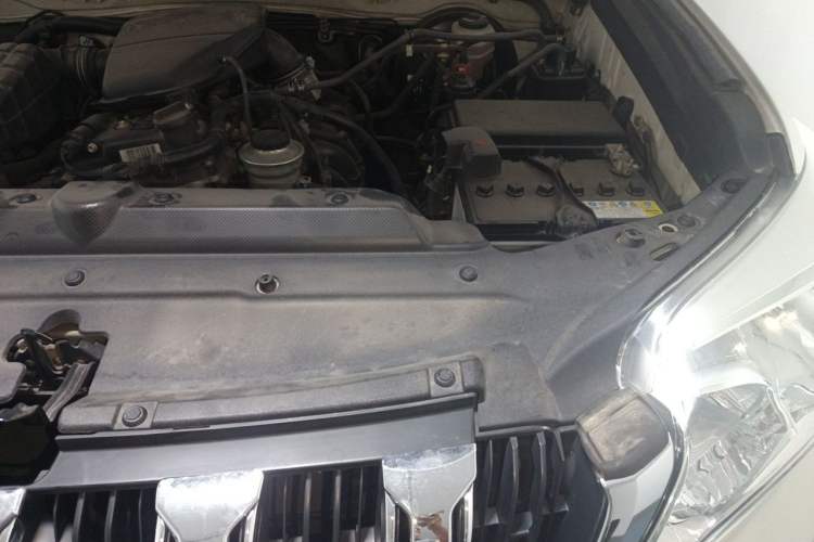 Used Toyota Prado 2016 2.7L Automatic Standard Edition Engine Bay Left