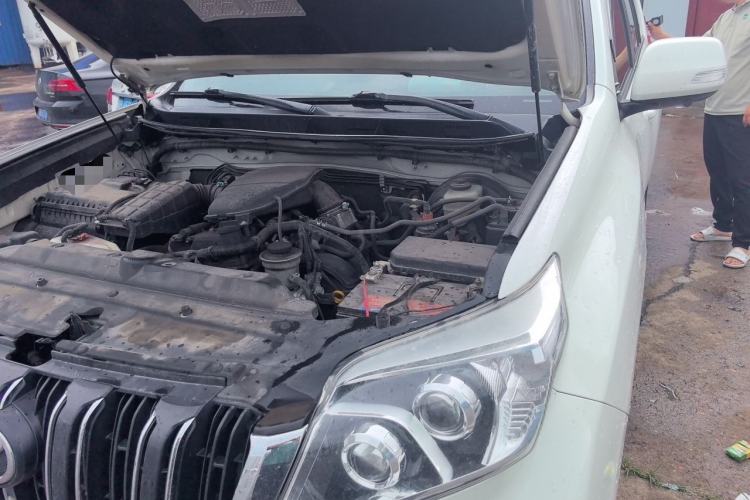 Used Toyota Prado 2016 2.7L Automatic Standard Edition Engine Bay Left