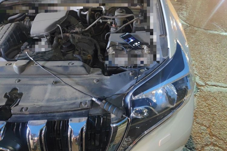 Used Toyota Prado  Engine Bay Left
