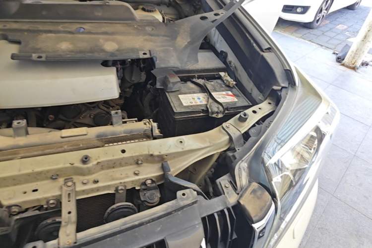 Used Toyota Prado 2016 3.5L Automatic TX-L Engine Bay Left