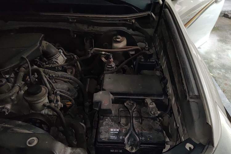 Used Toyota Prado  Engine Bay Left