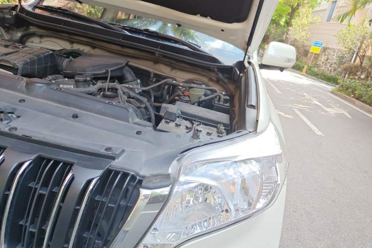 Used Toyota Prado 2016 2.7L Automatic Standard Edition Engine Bay Left