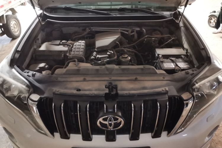 Used Toyota Prado 2016 2.7L Automatic Luxury Edition Engine Bay