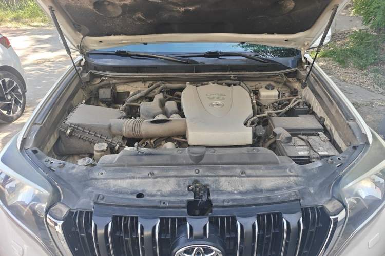 Used Toyota Prado 2016 3.5L Automatic TX-L NAVI Engine Bay