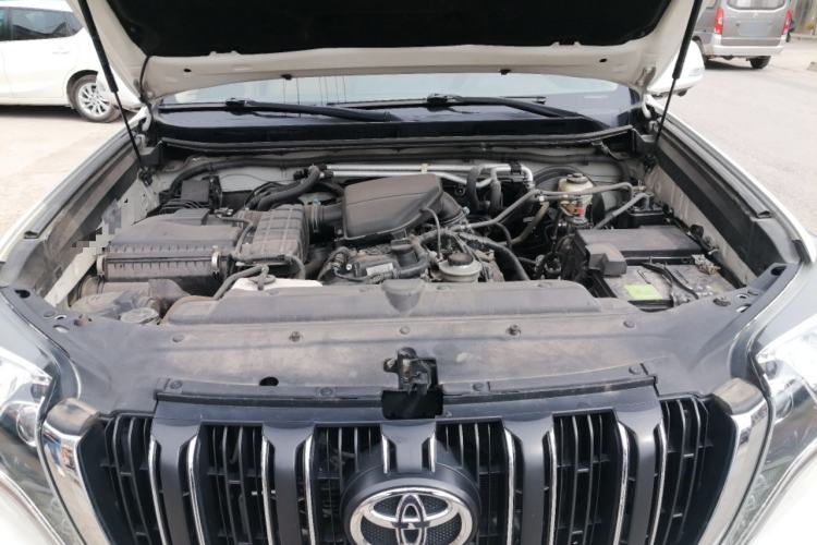 Used Toyota Prado 2016 2.7L Automatic Luxury Edition Engine Bay