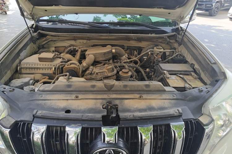 Used Toyota Prado 2016 2.7L Automatic Standard Edition Engine Bay