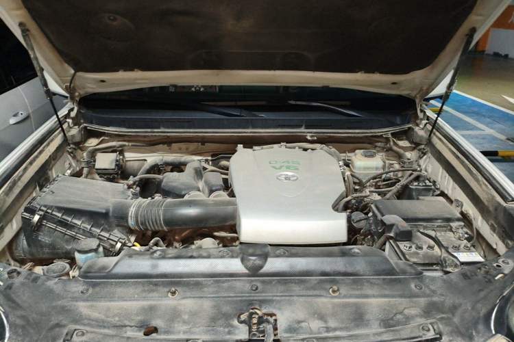 Used Toyota Prado 2016 3.5L Automatic TX-L Engine Bay