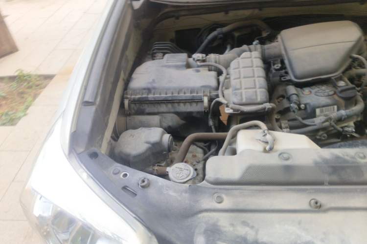 Used Toyota Prado 2016 2.7L Automatic Standard Edition Engine Bay Right