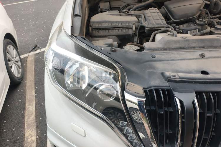 Used Toyota Prado 2016 2.7L Automatic Luxury Edition Engine Bay Right