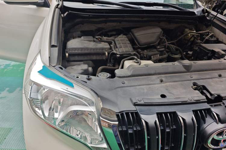 Used Toyota Prado 2016 2.7L Automatic Standard Edition Engine Bay Right