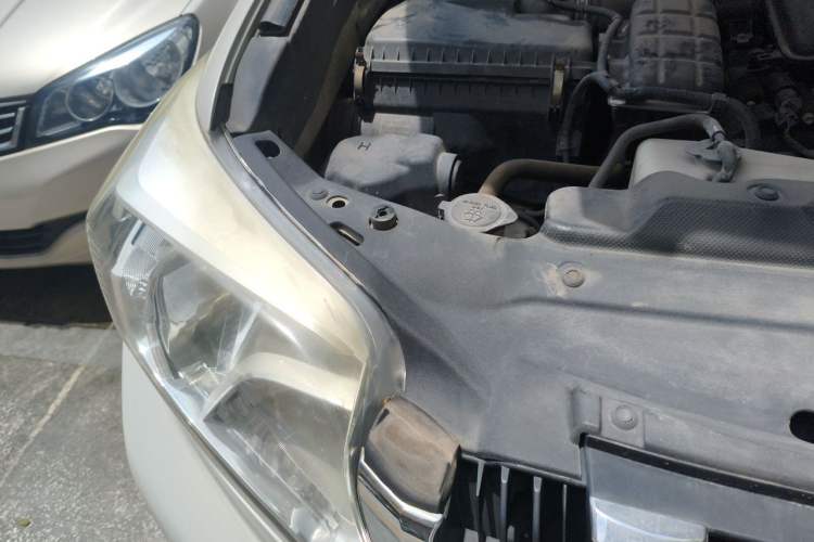 Used Toyota Prado 2016 2.7L Automatic Standard Edition Engine Bay Right