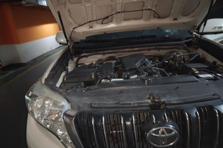 Used Toyota Prado 2016 2.7L Automatic Standard Edition Engine Bay Right
