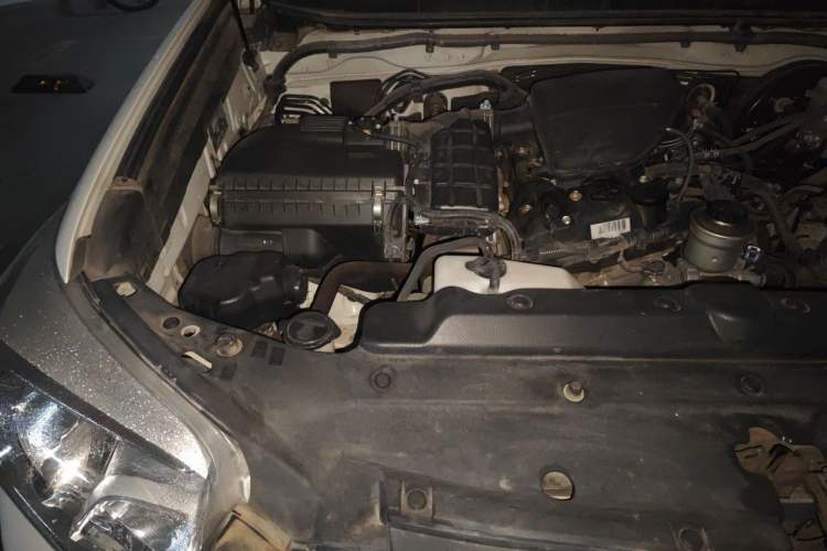 Used Toyota Prado 2016 2.7L Automatic Standard Edition Engine Bay Right