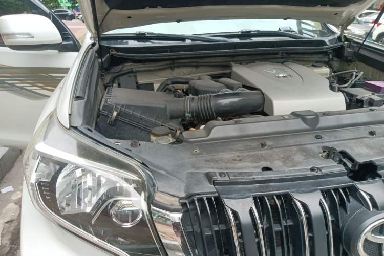 Used Toyota Prado 2016 3.5L Automatic TX-L Engine Bay Right
