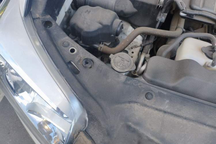 Used Toyota Prado 2016 2.7L Automatic Standard Edition Engine Bay Right