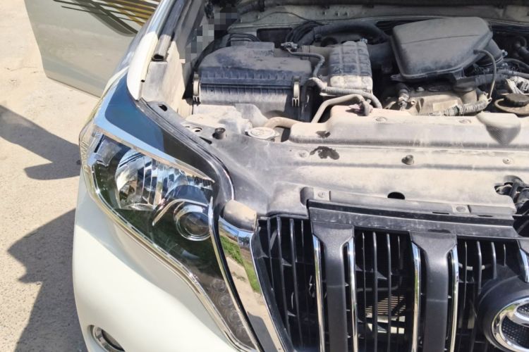 Used Toyota Prado 2016 2.7L Automatic Standard Edition Engine Bay Right