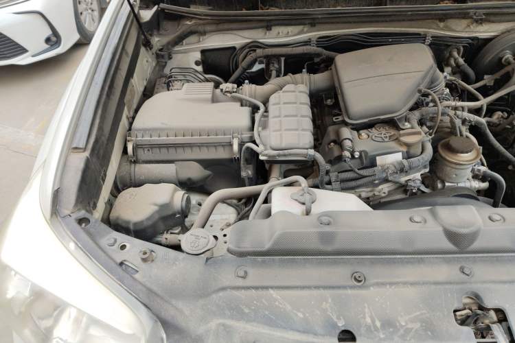 Used Toyota Prado 2016 2.7L Automatic Standard Edition Engine Bay Right