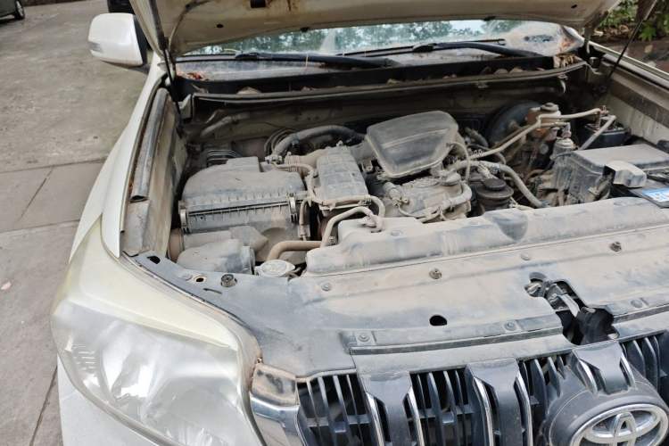 Used Toyota Prado 2016 2.7L Automatic Standard Edition Engine Bay Right