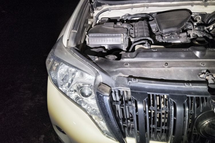 Used Toyota Prado 2016 2.7L Automatic Standard Edition Engine Bay Right