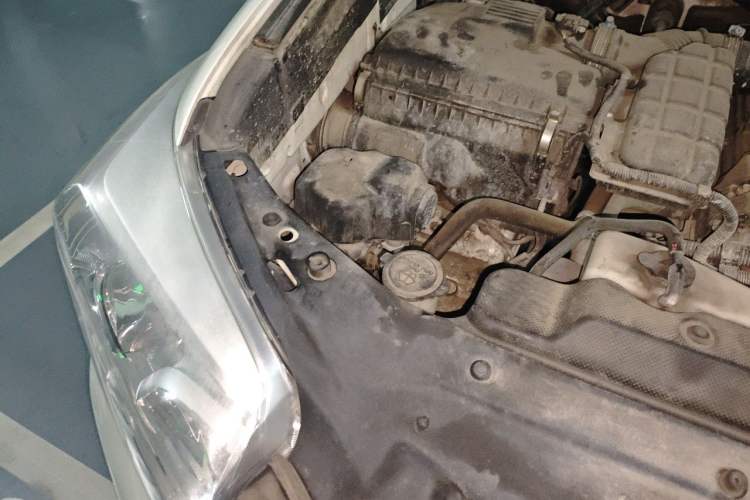 Used Toyota Prado 2016 2.7L Automatic Standard Edition Engine Bay Right