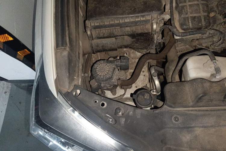 Used Toyota Prado  Engine Bay Right