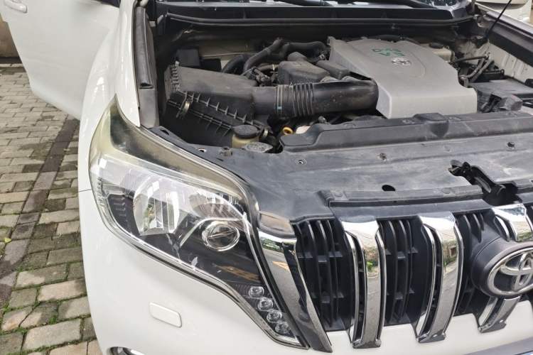Used Toyota Prado 2016 3.5L Automatic TX-L NAVI Engine Bay Right
