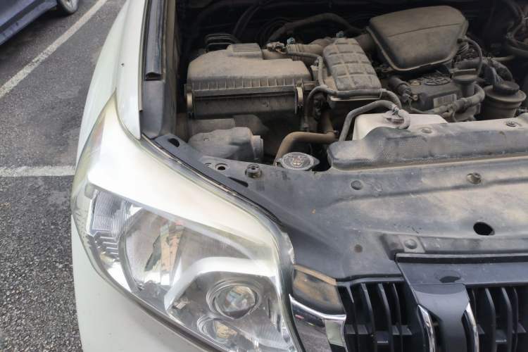 Used Toyota Prado 2016 2.7L Automatic Standard Edition Engine Bay Right