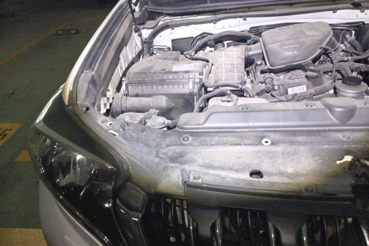 Used Toyota Prado  Engine Bay Right