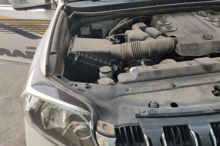 Used Toyota Prado  Engine Bay Right