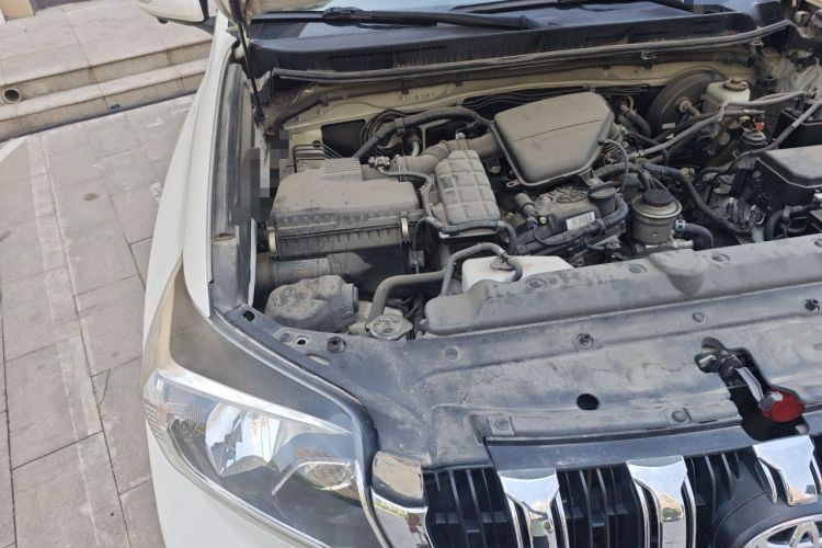 Used Toyota Prado 2016 2.7L Automatic Standard Edition Engine Bay Right