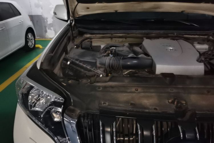 Used Toyota Prado 2016 3.5L Automatic TX-L Engine Bay Right