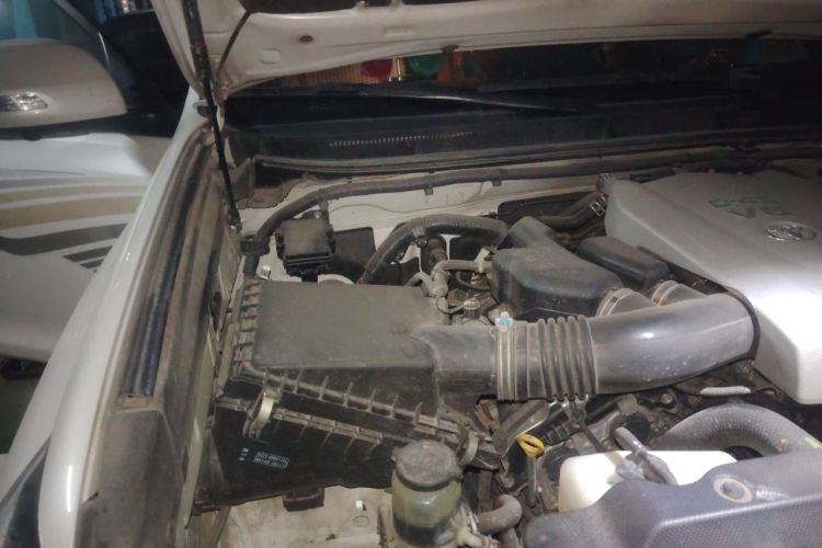 Used Toyota Prado 2016 3.5L Automatic TX-L Engine Bay Right