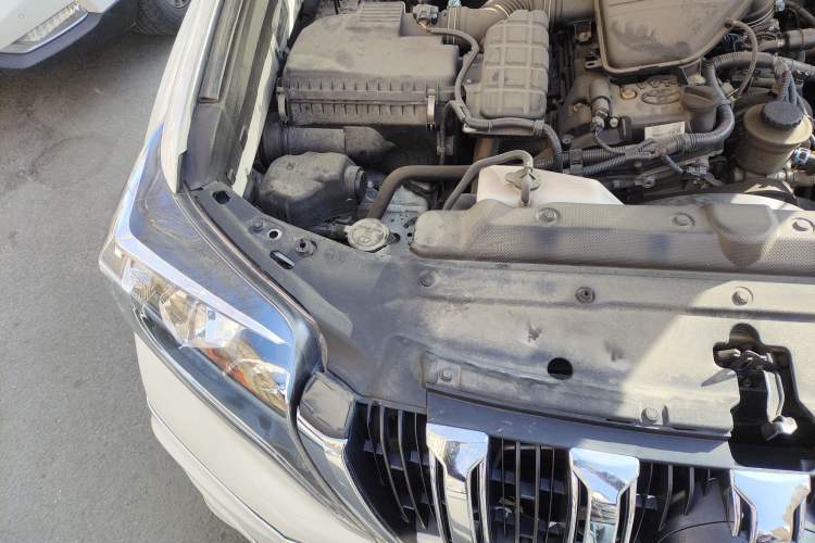 Used Toyota Prado 2016 2.7L Automatic Standard Edition Engine Bay Right