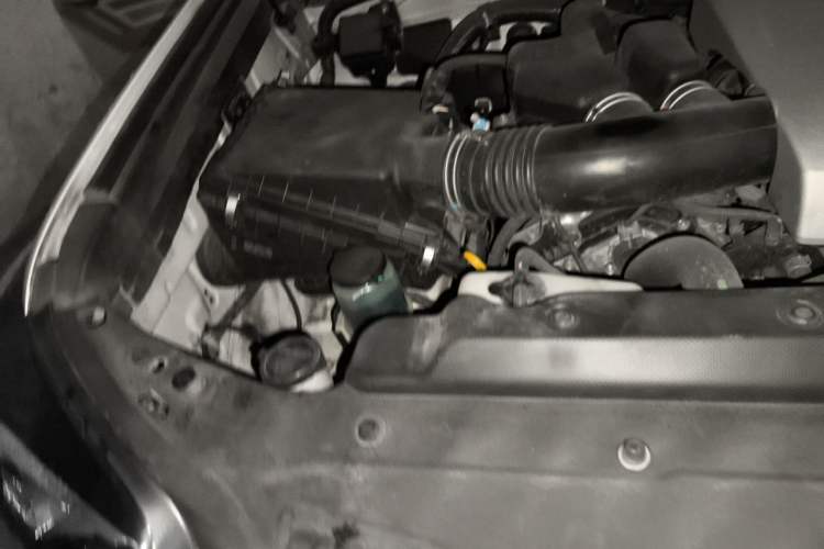 Used Toyota Prado 2016 3.5L Automatic TX-L Engine Bay Right