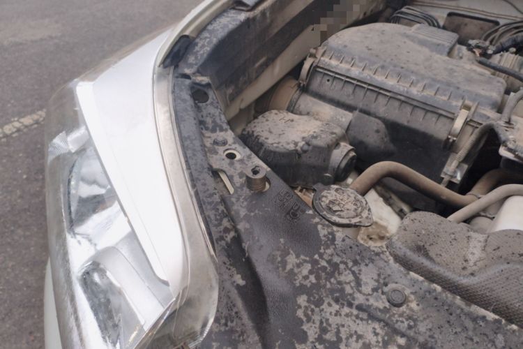 Used Toyota Prado 2016 2.7L Automatic Standard Edition Engine Bay Right