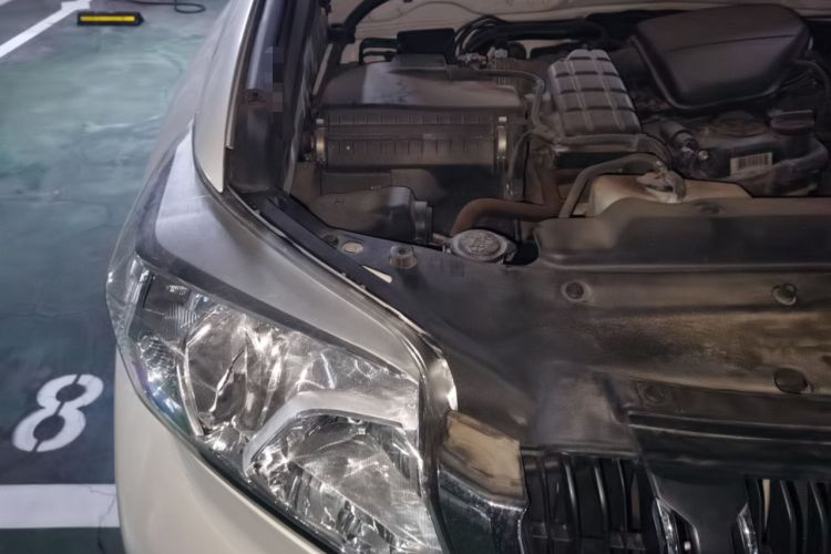 Used Toyota Prado 2016 2.7L Automatic Standard Edition Engine Bay Right