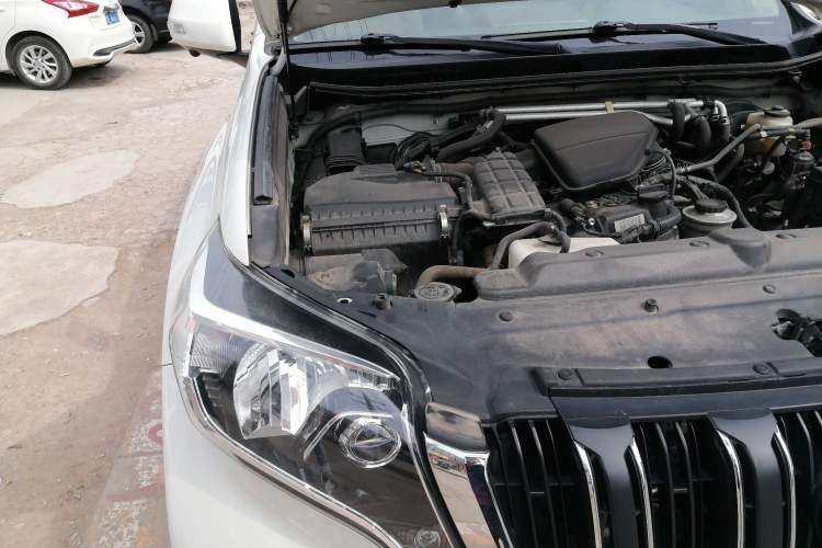 Used Toyota Prado 2016 2.7L Automatic Luxury Edition Engine Bay Right