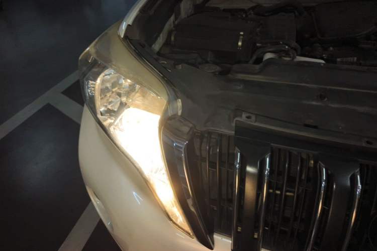 Used Toyota Prado 2016 2.7L Automatic Standard Edition Engine Bay Right