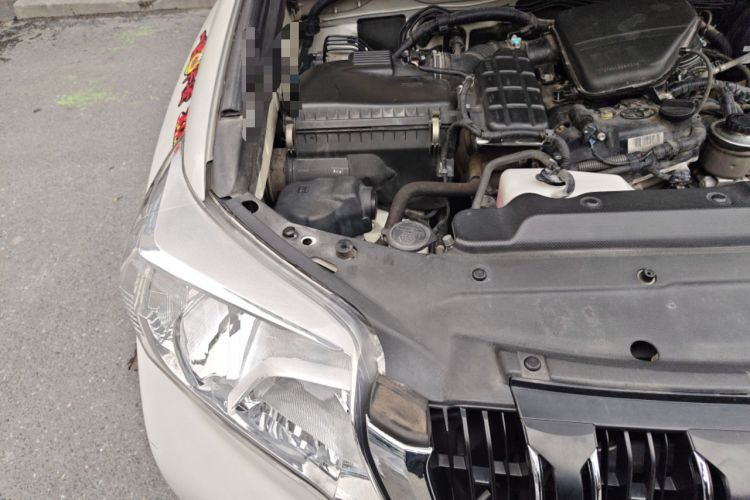 Used Toyota Prado 2016 2.7L Automatic Standard Edition Engine Bay Right