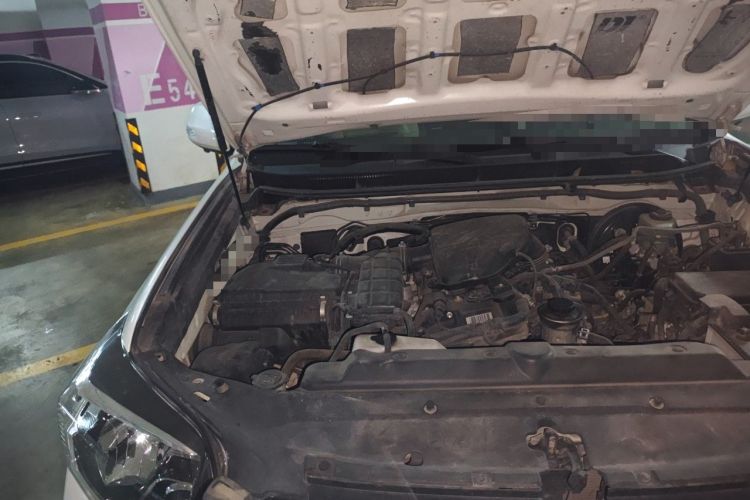 Used Toyota Prado 2016 2.7L Automatic Standard Edition Engine Bay Right