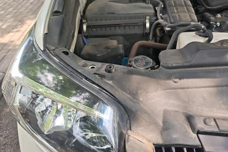 Used Toyota Prado 2016 2.7L Automatic Standard Edition Engine Bay Right