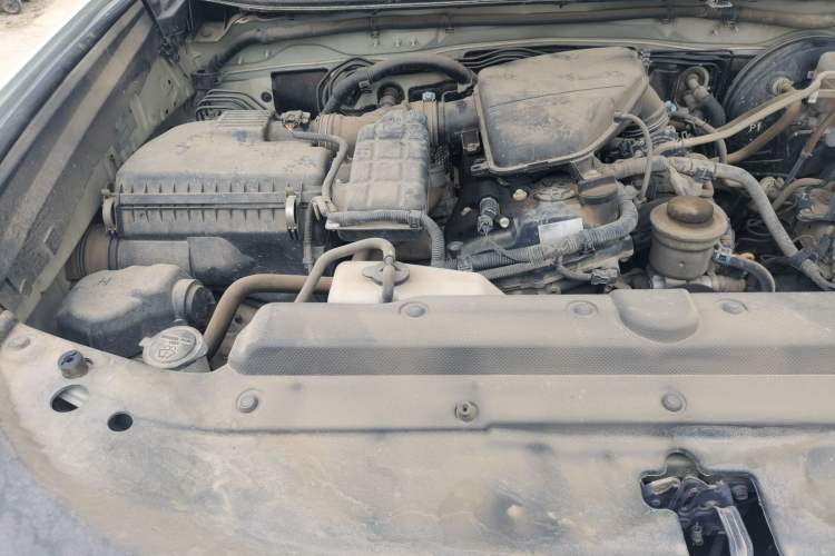 Used Toyota Prado 2016 2.7L Automatic Standard Edition Engine Bay Right