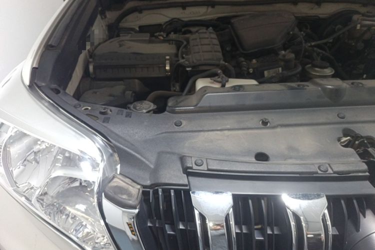 Used Toyota Prado 2016 2.7L Automatic Standard Edition Engine Bay Right