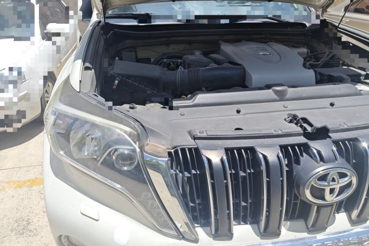 Used Toyota Prado 2016 3.5L Automatic TX-L Engine Bay Right