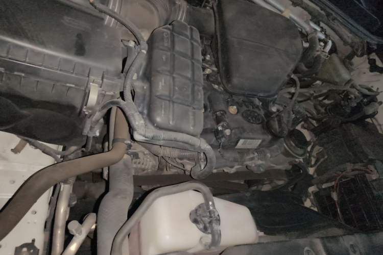 Used Toyota Prado 2016 2.7L Automatic Luxury Edition Engine Bay Right