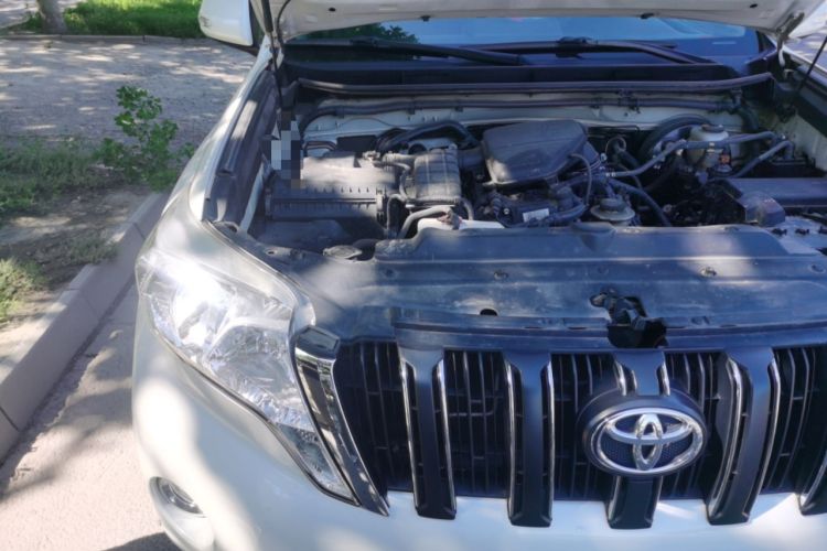 Used Toyota Prado 2016 2.7L Automatic Standard Edition Engine Bay Right