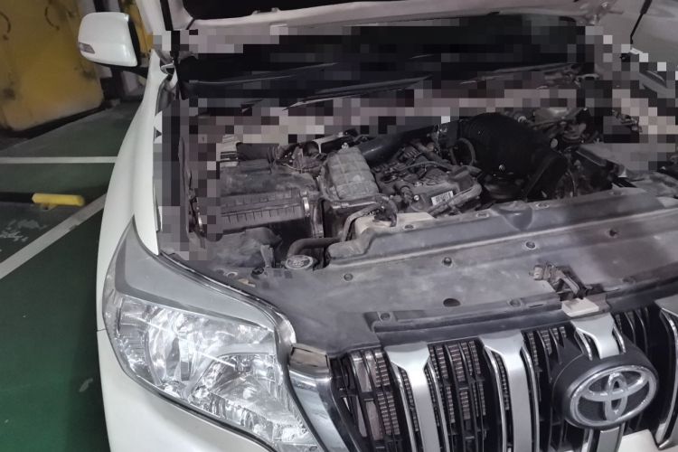 Used Toyota Prado 2016 2.7L Automatic Standard Edition Engine Bay Right
